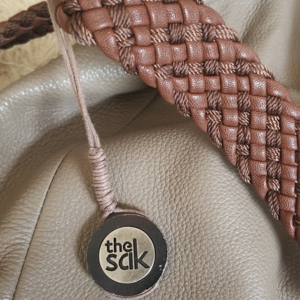 The Sak cinch bucket bag. - Picture 8 of 8